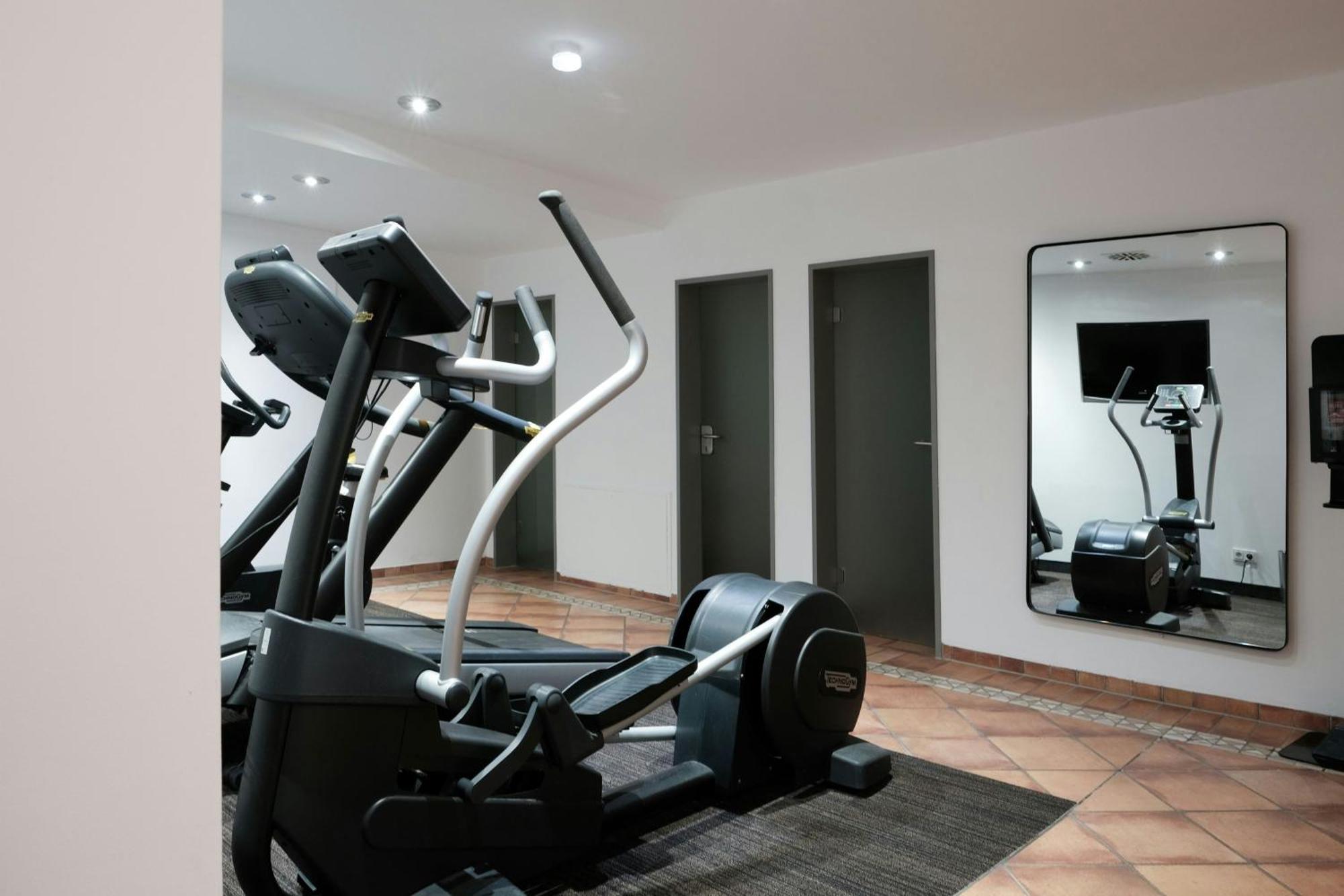 Four Ratingen Dusseldorf Airport Hotel Luaran gambar